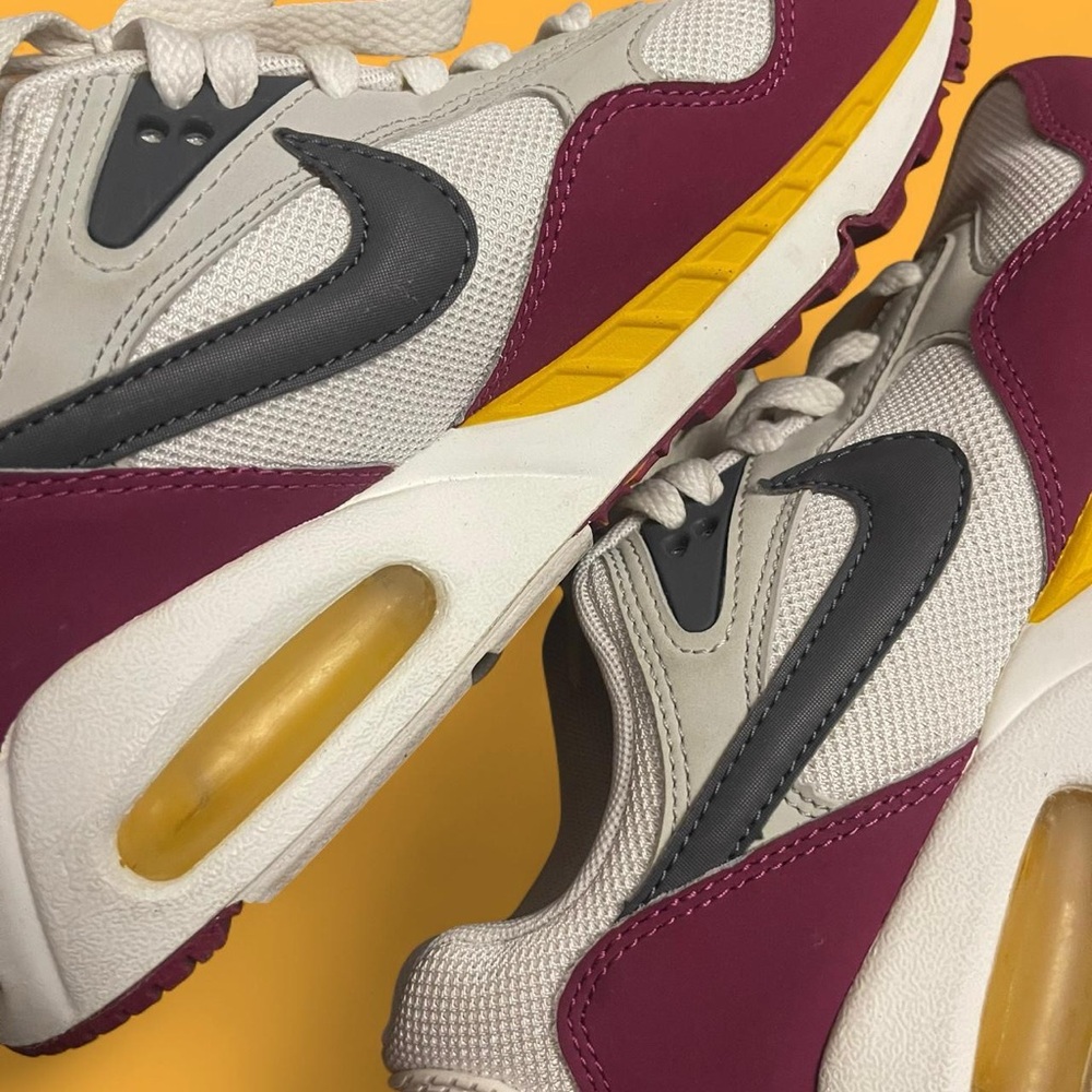 Nike Air Max Correlate in Maroon and Mustard Yellow - Picture 5 of 7